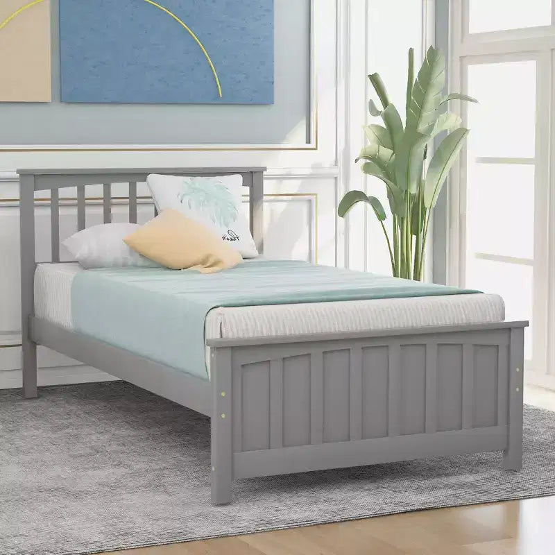 Letto matrimoniale con piattaforma grigio/bianco con testiera e pediera – Posti letto 1